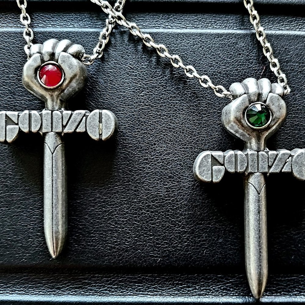 Gonzo pendant